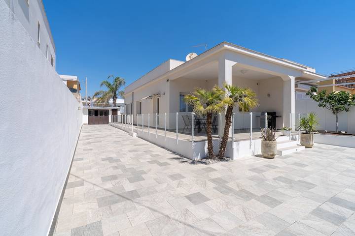 Villa för 6 Personer in Falaride, Avola