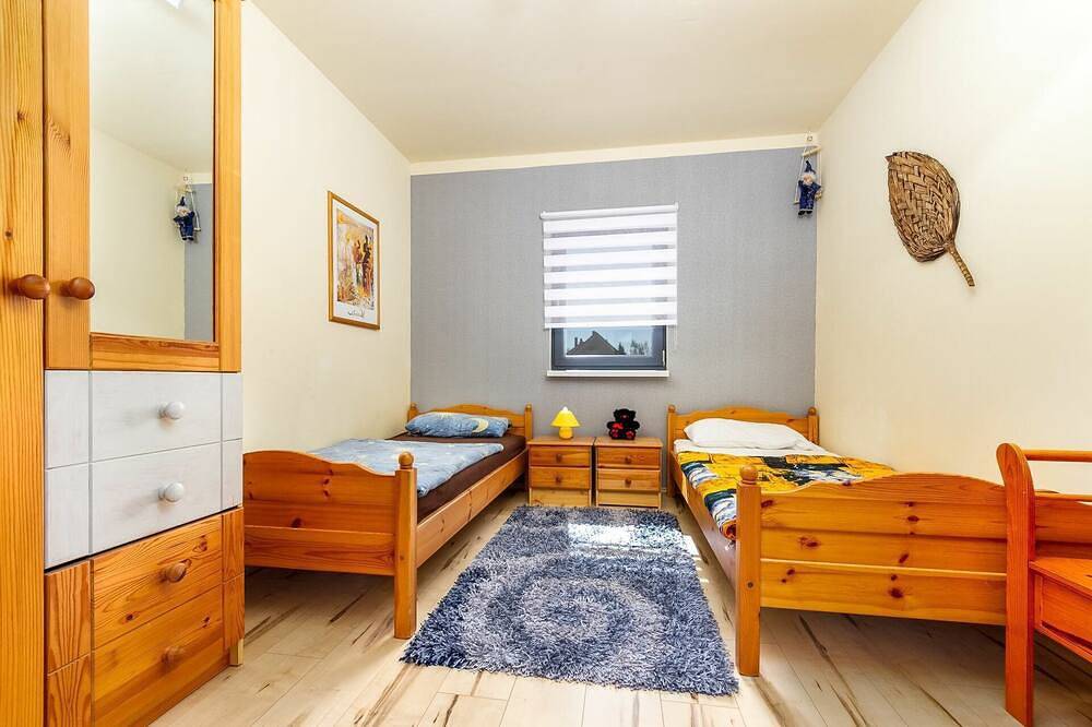 Atemberaubendes alleinstehendes Ferienhaus mit privatem Pool, Terrasse und Haustiere erlaubt in Abrahamhegy, Balaton Region