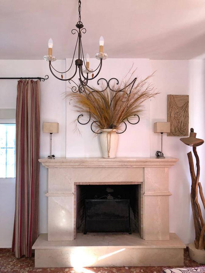 Casa de vacaciones para 8 personas, con vistas además de piscina y jardín - 1