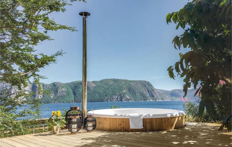 Ferienhaus für 8 Personen, mit Terrasse und Whirlpool sowie Sauna in Farsund - 2