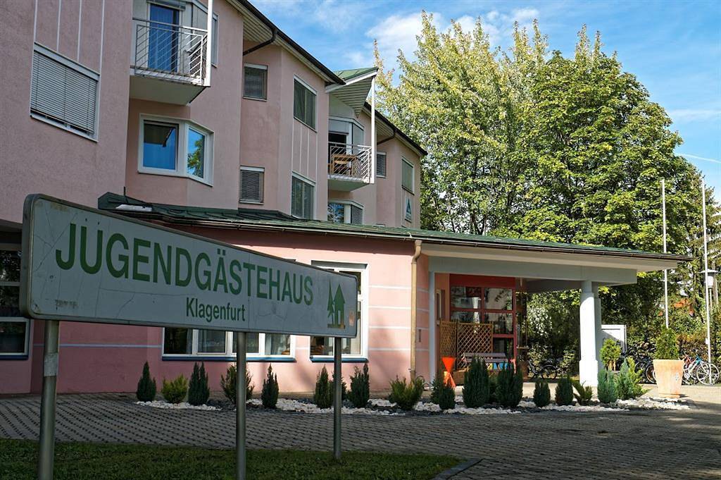 Ganze Ferienwohnung, Einzelzimmer mit Dusche, Wc in Klagenfurt am Wörthersee, Klagenfurt-Villach