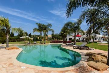 Villa in Santa Eulària des Riu, East Ibiza für 8 