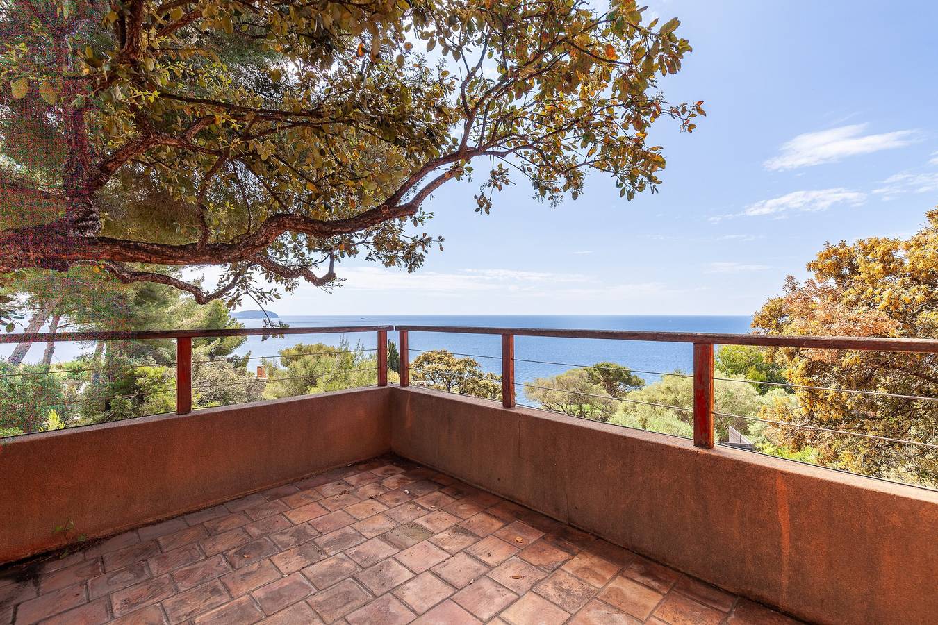 Casa de Vacaciones 'Catherine Vue Mer Et Terrasse' con Vista al Mar, Terraza Privada y Wi-Fi in Carqueiranne, Costa mediterránea (Francia)