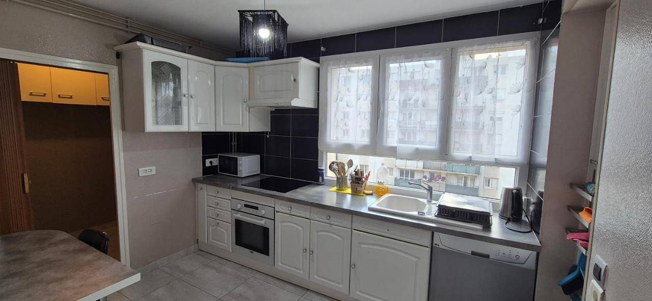 Appartement entier, Premium appartement 7 single beds for groups in Garges-lès-Gonesse, Val-d'Oise