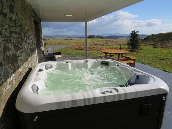 Cottage for 10 people, with garden in Scotland