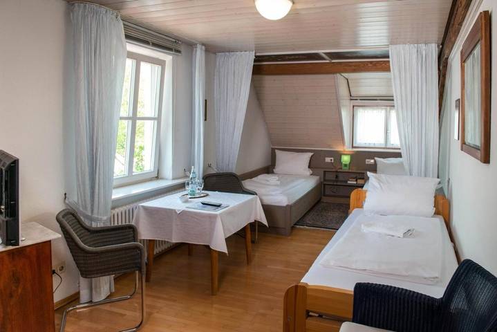 Hotel für 2 Personen, mit Terrasse, mit Haustier in Hausach - 3