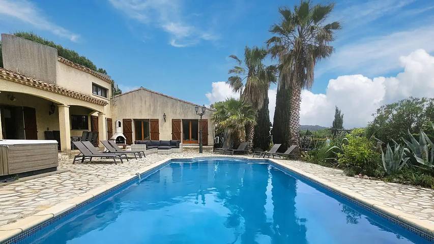 Location de vacances pour 11 personnes, avec Terrasse ainsi que Jardin et Piscine à Félines-Minervois - 3