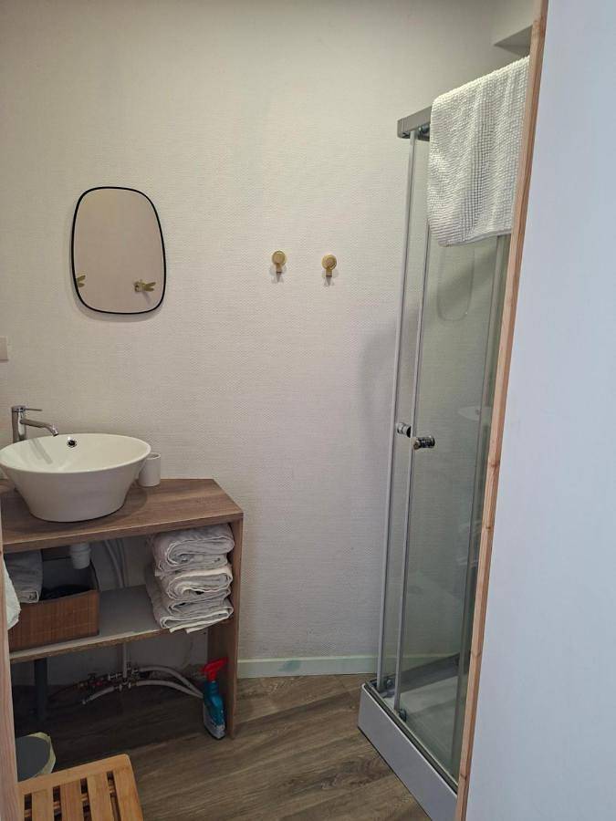 Standard Double Room in Saint-Martin-des-Noyers, Vallée de la Loire