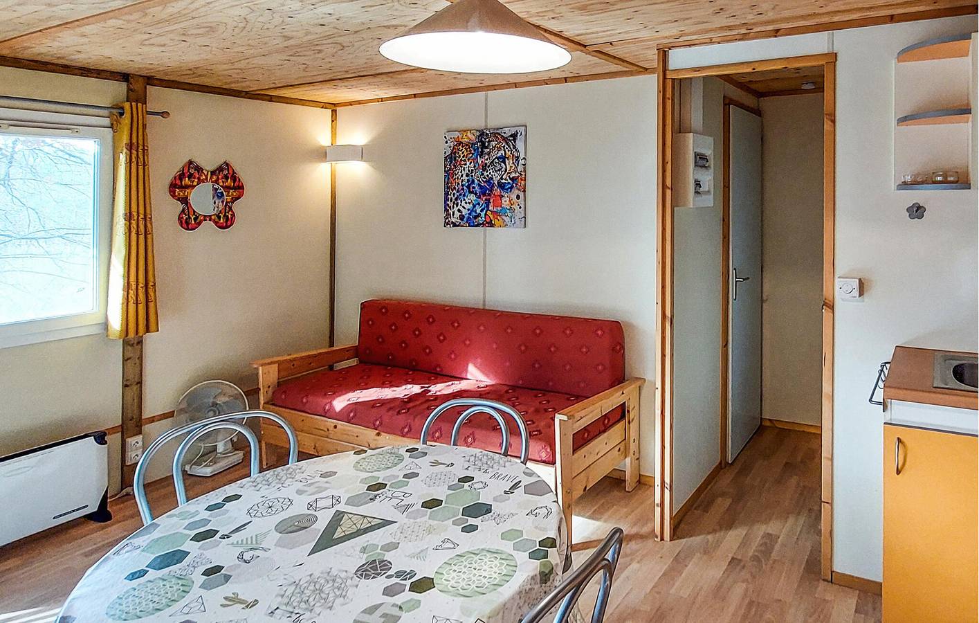Charmant appartement avec piscine et jardin, à proximité d'Altillac (1,5 km) in Altillac, Région de Tulle