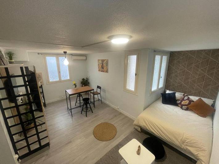 Gîte pour 3 personnes à Bagnols-sur-Cèze - 2