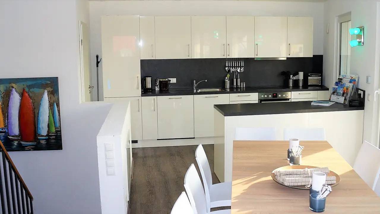 Ganze Ferienwohnung, Ferienwohnung für 8 Personen (160 m²) in Friedrichshafen in Friedrichshafen, Region Bodensee-Oberschwaben