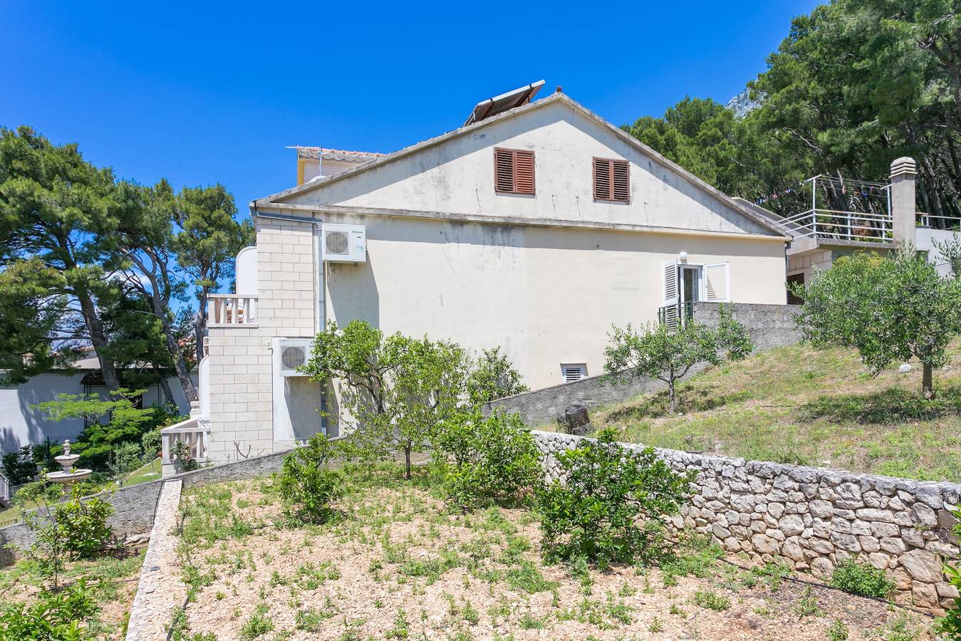 Ganze Wohnung, Apartments by the sea Brela, Makarska - 18356 in Brela, Makarska Riviera