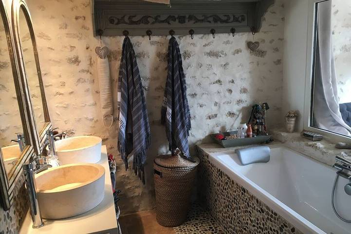 Gîte pour 13 personnes, avec jardin à Buthiers - 4