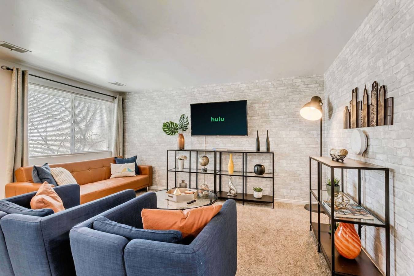 Entire apartment, Convenient 2Br Apt w/ Parking, Near Downtown Slc in Salt Lake City, Salt Lake County (UT)