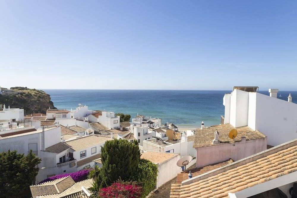 Appartamento vacanze a Budens a partire da 114€ a notte