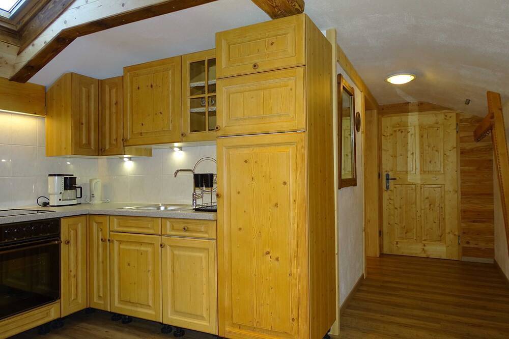 Vacation apartment attic - Guesthouse Schober - Jodlhof, Kreuth-Scharling in Kreuth, Alpes Bávaros