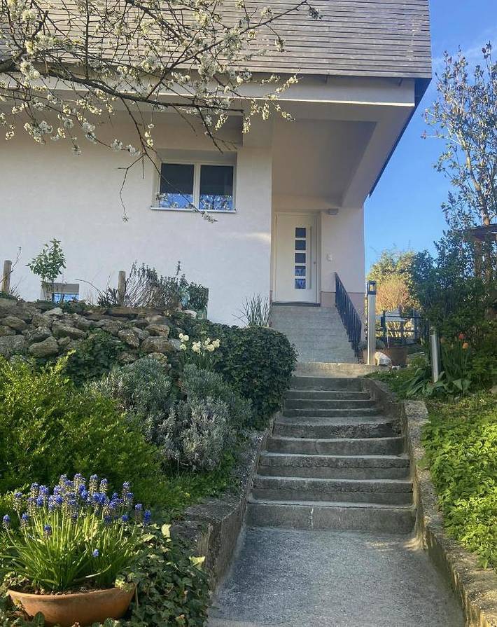 Ferienwohnung für 6 Personen, mit Garten und Ausblick, mit Haustier