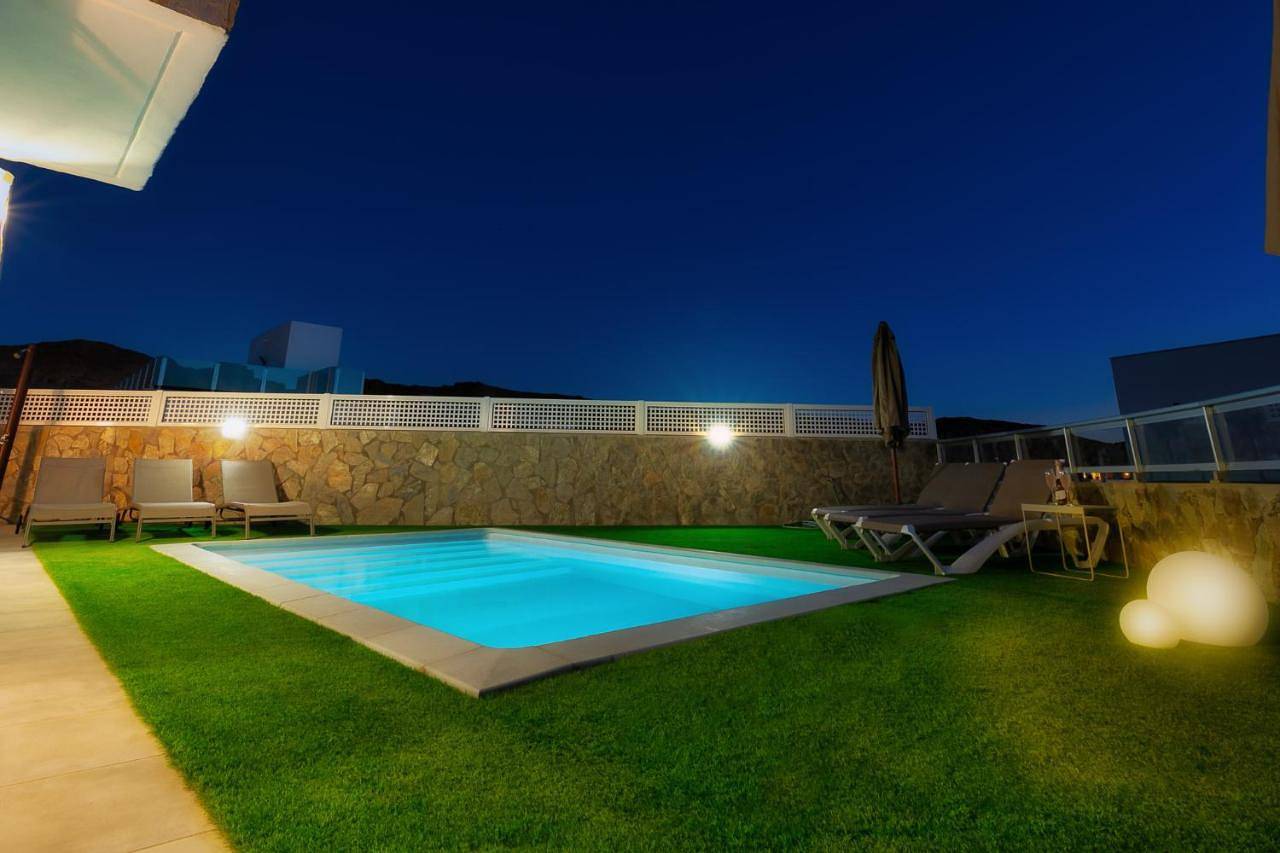 Villa Rosa-Soleada Villa Privada con Piscina Climatizada & Wifi en Tauro-Mogán in Pueblo de Tauro, Mogán