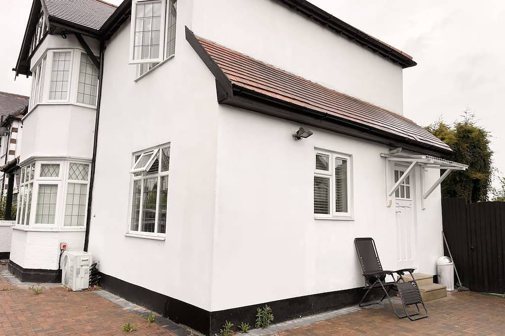 Ganze Wohnung, Nice and Cosy one bed flat in Sutton (London), London