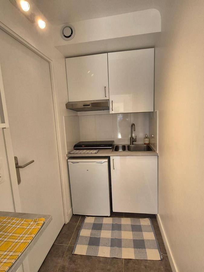 Gîte pour 2 personnes, avec jardin à L'Étang-la-Ville - 4