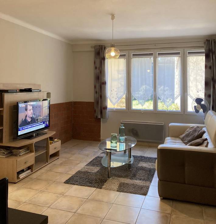 Gîte pour 4 personnes, avec Terrasse ainsi que Jardin et Vue