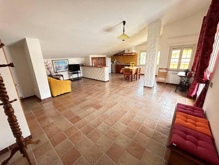 Gîte pour 5 personnes, avec terrasse et vue à Carbonia - 2