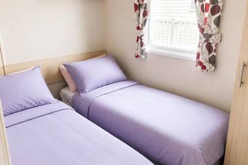 Chalet for 8 People in Ingoldmells, Lincolnshire, Photo 4