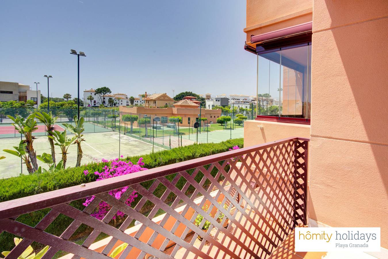 Apartamento entero, Apartamento de vacaciones para 4 personas con terraza in Playa Granada, Motril
