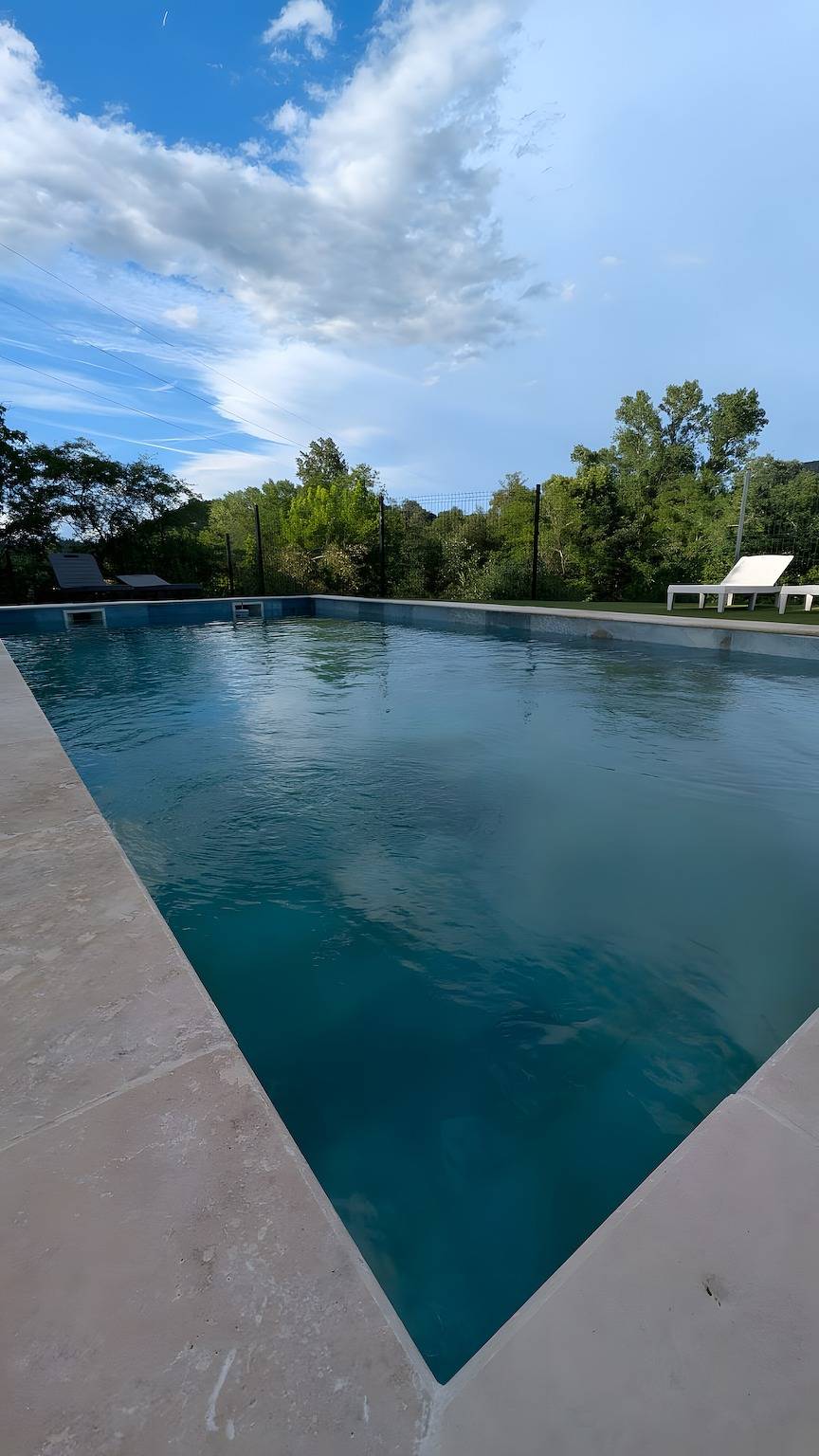 Villa « Des Rives Et Chevaux 07 » avec piscine privée, Wi-Fi et climatisation in Montréal (Rhône-Alpes), Ardèche