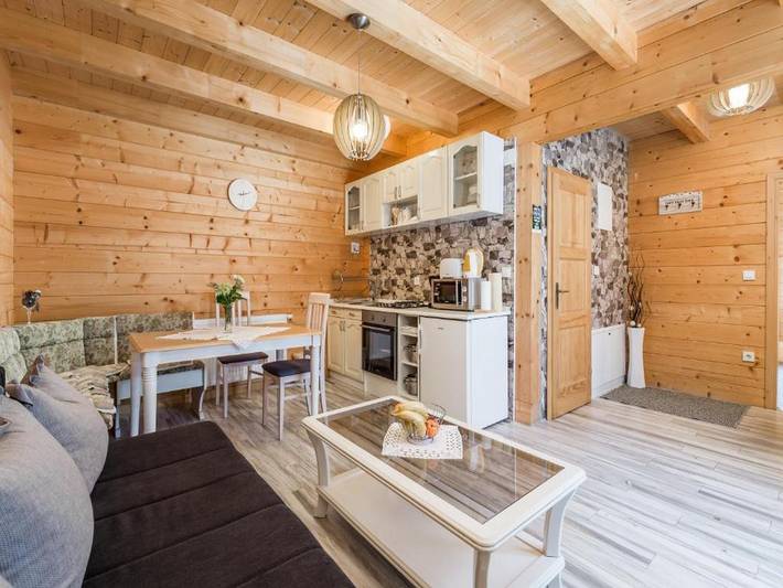 Ganze Wohnung, Ferienwohnung für 4 Personen mit Garten in Rudanovac, Plitvicer Seen