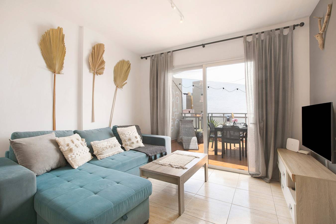 Appartement entier, Appartement de vacances 'Viva El Viento' avec terrasse privée et Wi-Fi in Playa el Médano, Granadilla de Abona