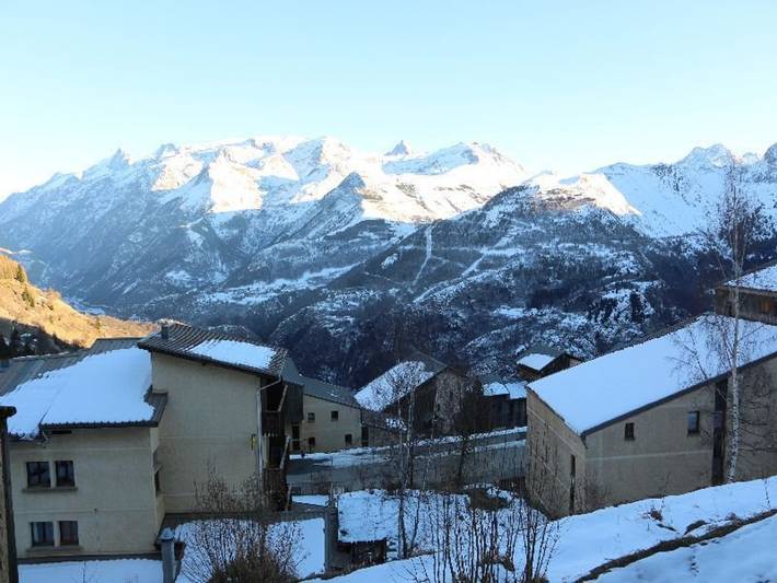Gîte pour 8 personnes, avec balcon à Auris - 2