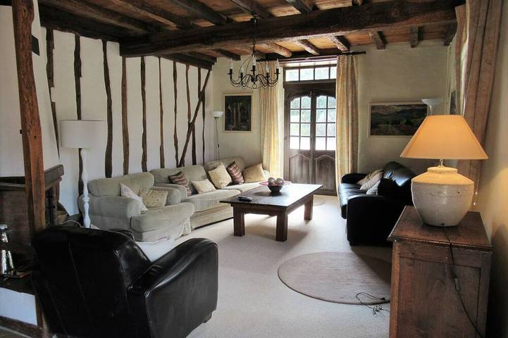 Gîte pour 15 personnes, avec terrasse et jardin à Boussan - 2