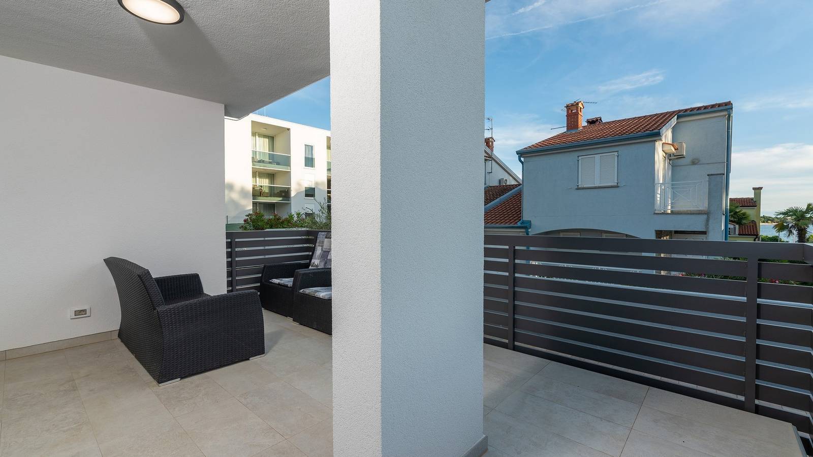 Ganze Wohnung, Schönes Apartment mit zwei Schlafzimmern und Meerblick in Karigador, Umag und Umgebung