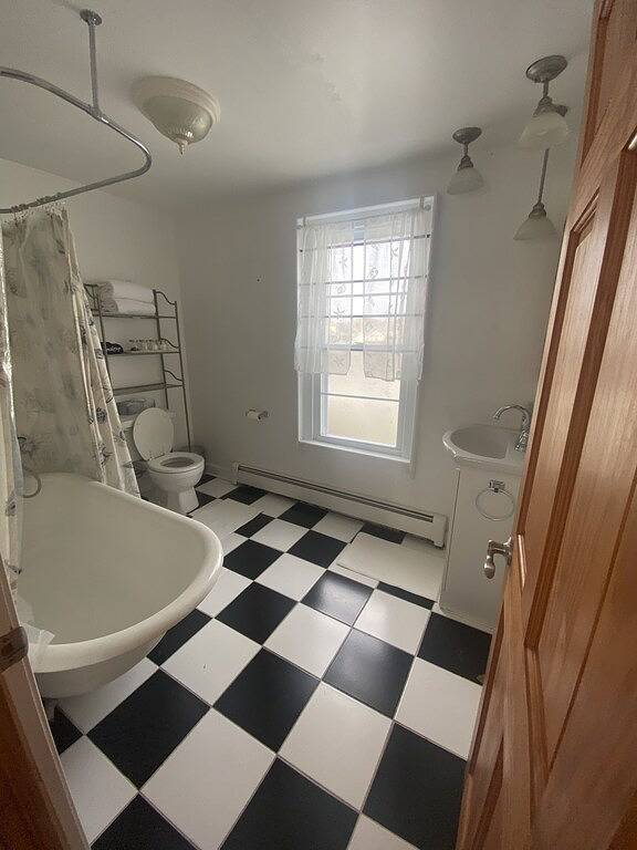 Cape May Bungalow - Iconic Washington St - Bike to Beach in Cape May, Cape May County