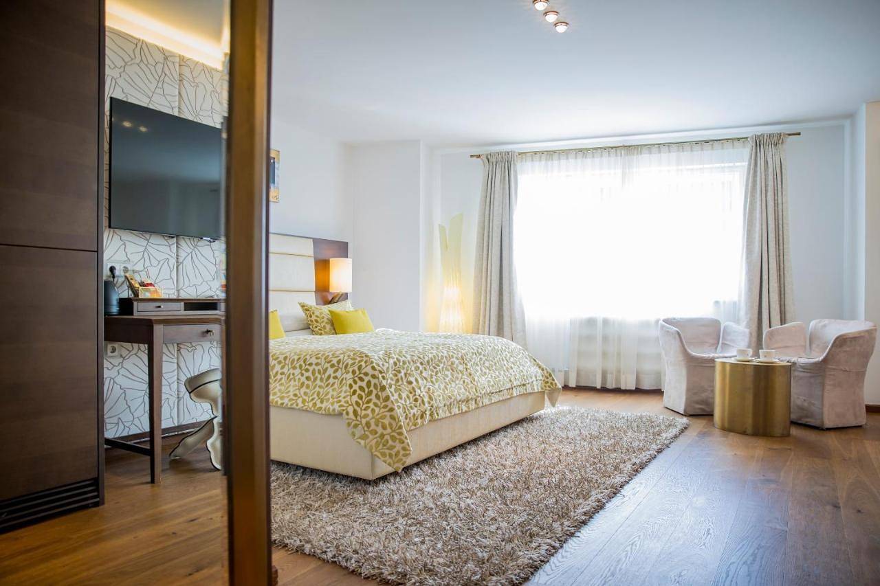 Wellness Deluxe Studio with private Sauna in Mondsee (Stadt), Mondsee & Irrsee
