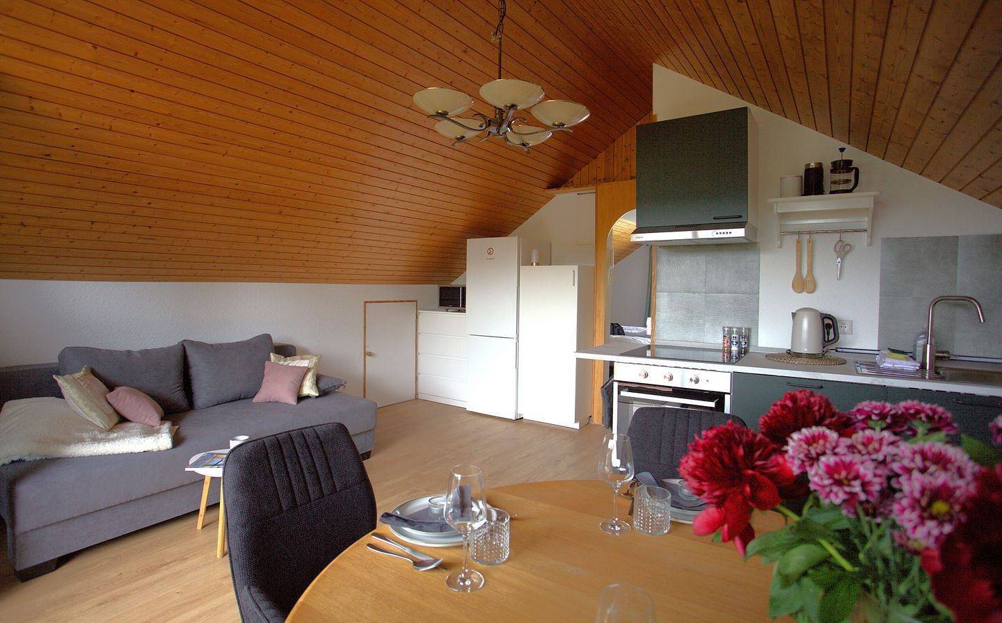 Ganze Wohnung, Rose in Überlingen, Region Bodensee-Oberschwaben