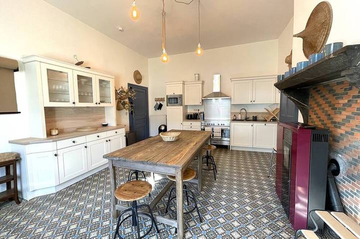 Location de vacances pour 9 personnes, animaux acceptés dans Cul-des-Sarts