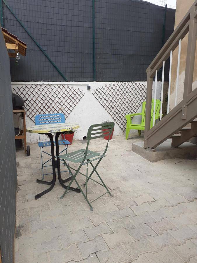 Gîte pour 2 personnes, avec vue et terrasse à Aubignan - 3