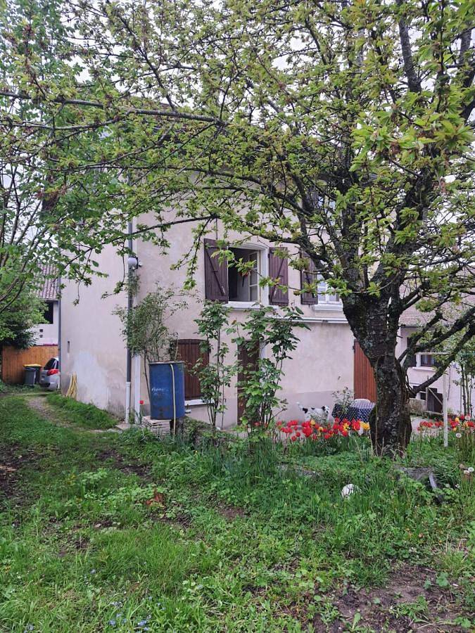 Gîte pour 6 personnes, avec jardin, animaux acceptés à Charavines - 2