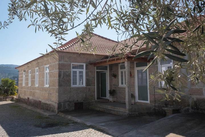 Casa de férias para 6 pessoas, com Varanda e Terraço e ainda Jardim and Vista em Marco de Canaveses (Cidade)