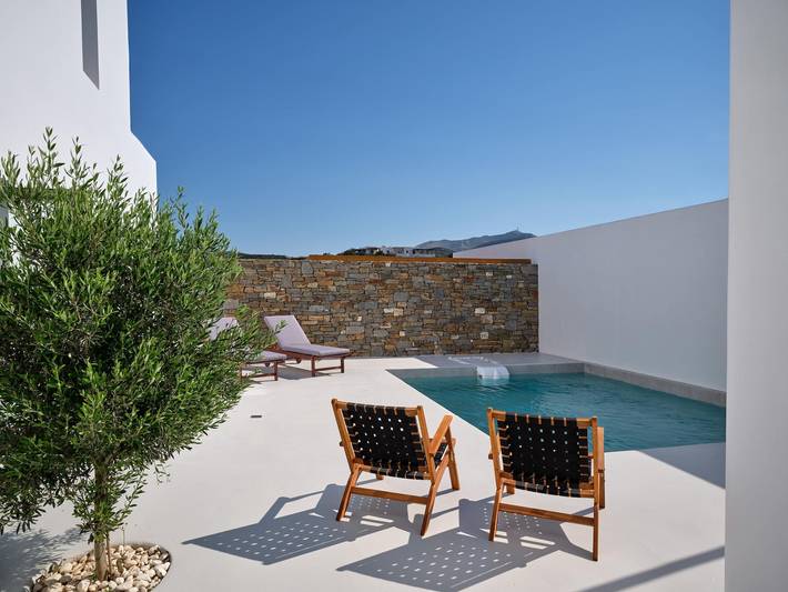 Appartement de vacances pour 6 personnes, avec Balcon et Terrasse ainsi que Jardin et Piscine