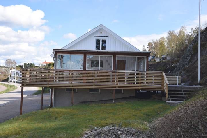 Ferienhaus für 9 Personen, mit Terrasse und Garten