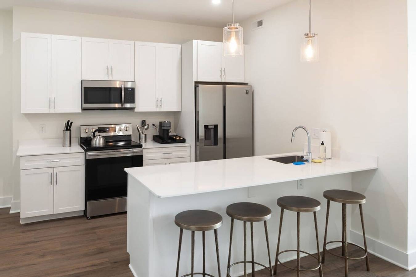 Apartamento entero, Sosuite   Corner 3Br Apt w Park View  W D  Gym in Filadelfia, Pensilvania