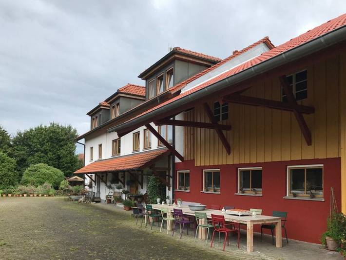 Geheel appartement, Appartement 'Moorlilie' met Wi-Fi in Ostrach, Region Bodensee-Oberschwaben