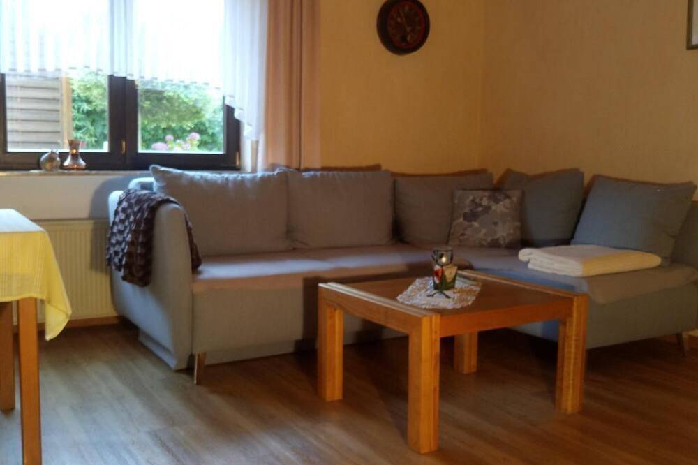 Ganze Wohnung, Ferienwohnung Zewe - 2-Bett-Ferienwohnung in Bitburg, Eifelkreis Bitburg-Prüm