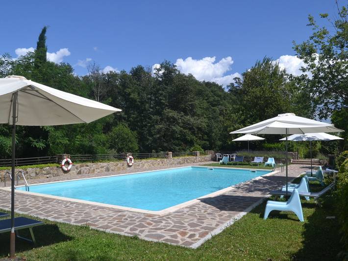 Agriturismo voor 2 personen, with Terras and Tuin as well as Zwembad in Greve In Chianti