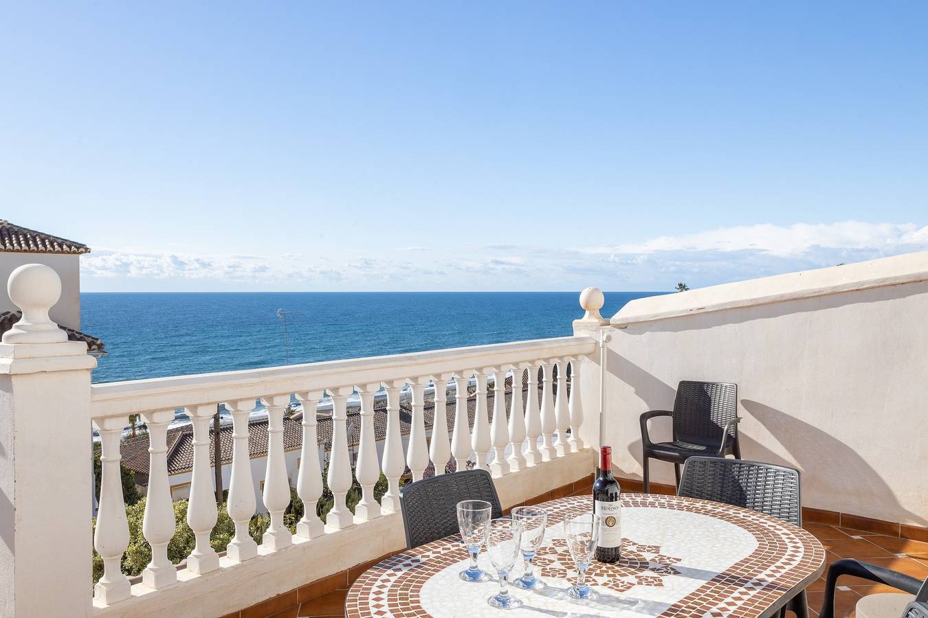 Entire apartment, Alta Reytorrox Beach overlooking the sea in Torrox Costa, Torrox