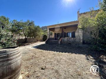 Gîte pour 6 personnes, avec jardin, animaux acceptés à Roquefort-des-Corbières