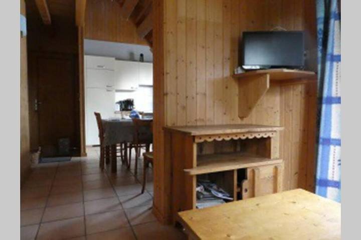 Location de vacances pour 8 personnes, avec jardin ainsi que vue et sauna à Chapelle-des-Bois - 4